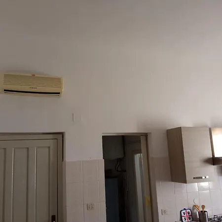 Casa Vacanze A *